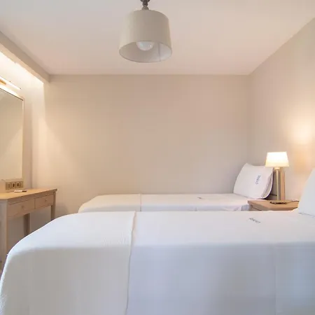 Aparthotel Tango 2*